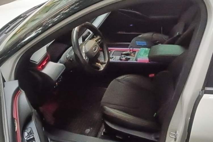Used Ford EVOS 2022 Facelift EcoBoost 245 ST-Line Driver Seat