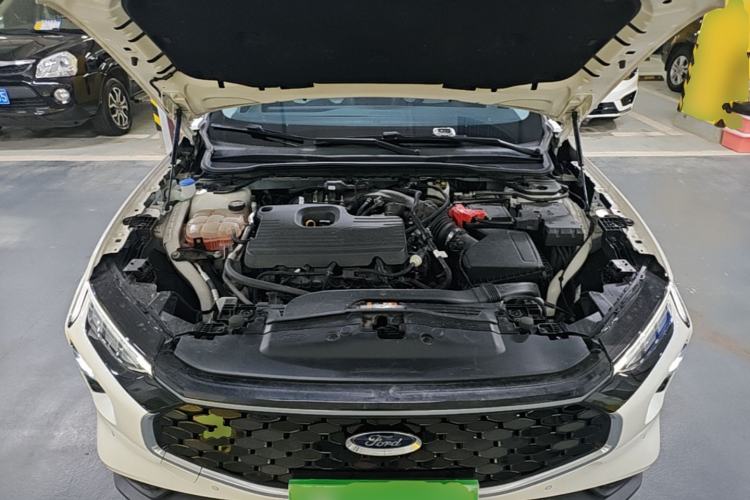 Used Ford EVOS 2022 EcoBoost 245 Style Edition Engine Bay