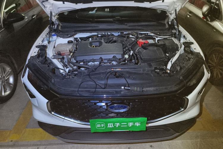 Used Ford EVOS 2022 EcoBoost 245 Style Edition Engine Bay