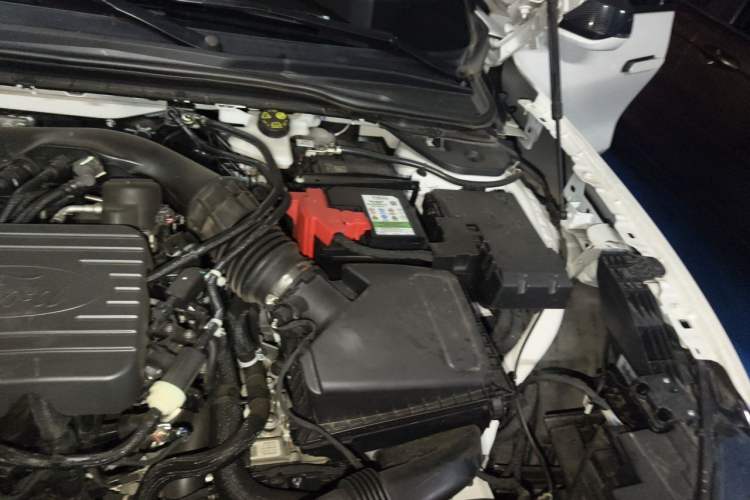 Used Ford EVOS 2022 EcoBoost 245 Sport Edition Engine Bay Left