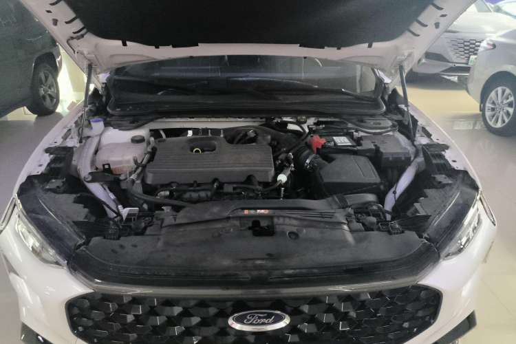 Used Ford EVOS 2022 EcoBoost 245 Sport Edition Engine Bay