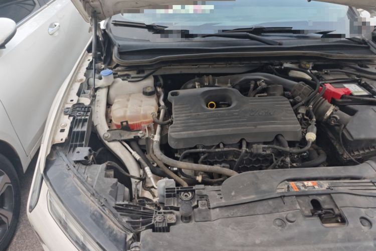 Used Ford EVOS 2022 EcoBoost 245 Sport Edition Engine Bay Right