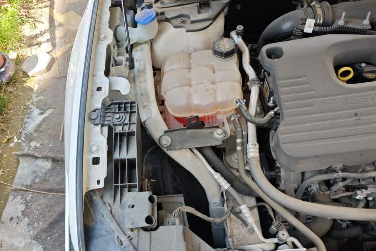 Used Ford EVOS 2022 EcoBoost 245 Sport Edition Engine Bay Right