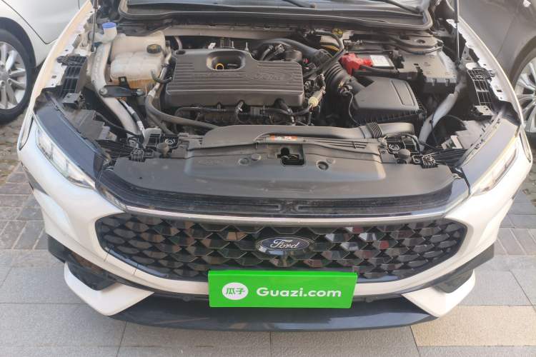 Used Ford EVOS 2022 Facelift EcoBoost 245 ST-Line Engine Bay