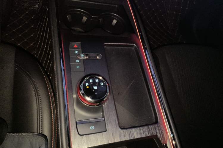 Used Ford EVOS 2022 EcoBoost 245 Sport Edition Gear Lever