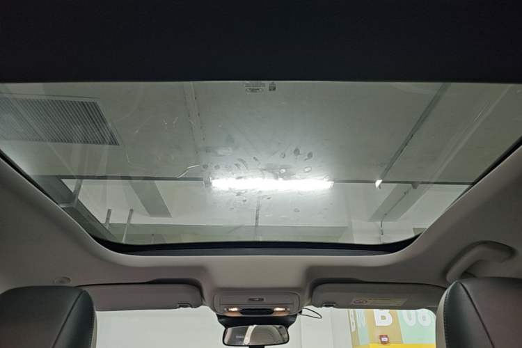 Used Ford EVOS 2022 EcoBoost 245 Style Edition Headliner