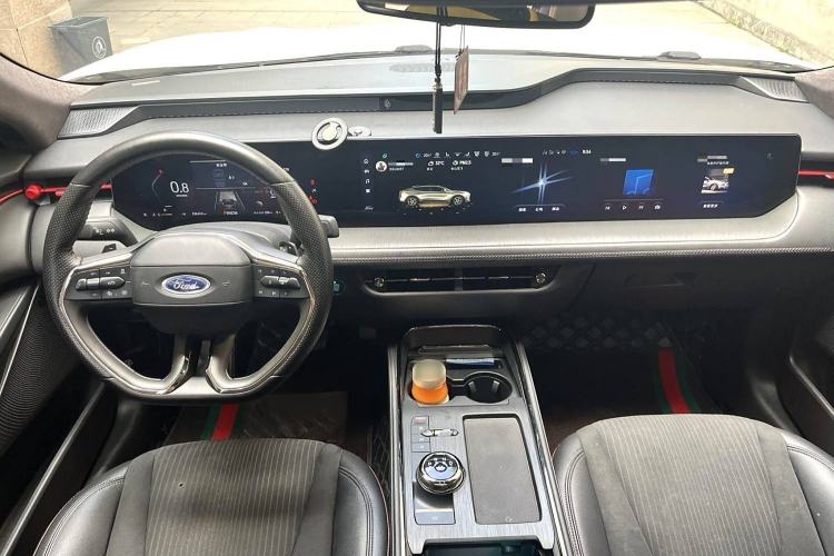Used Ford EVOS 2022 EcoBoost 245 Sport Edition Interior 1