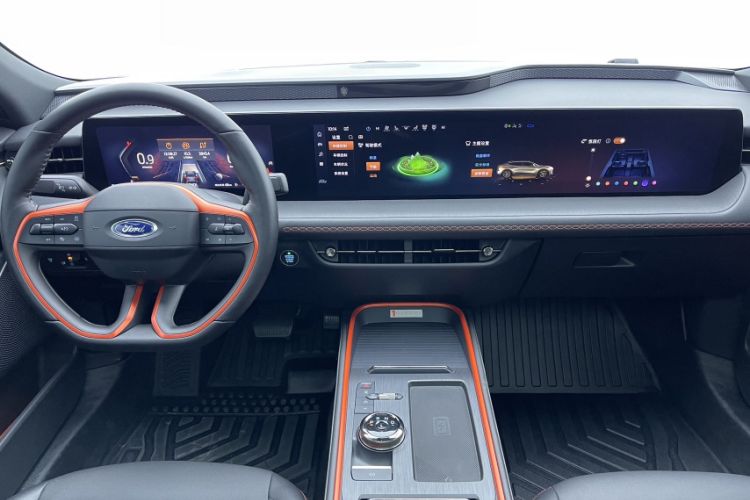 Used Ford EVOS 2022 EcoBoost 245 First Edition Limited Edition Interior 1