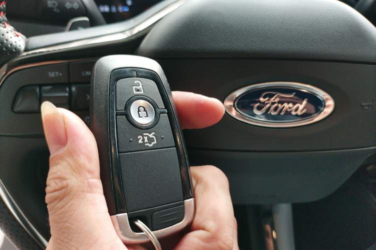 Used Ford EVOS 2022 EcoBoost 245 ST-Line Interior 1