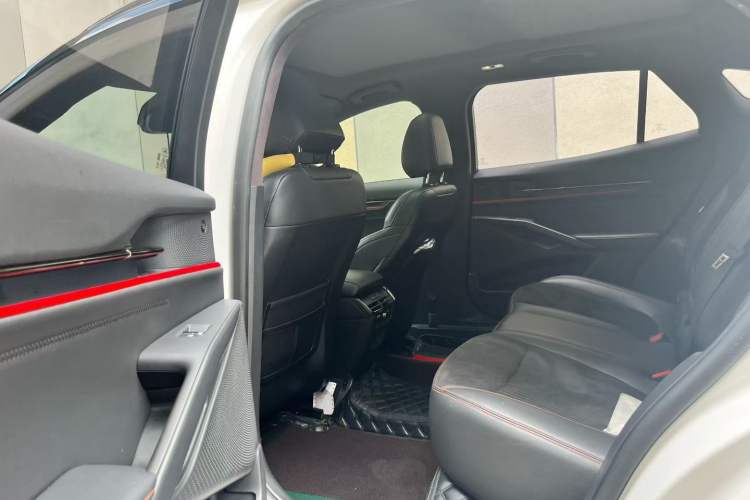Used Ford EVOS 2022 EcoBoost 245 Sport Edition Interior 4