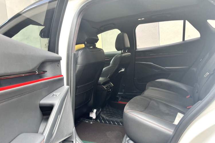Used Ford EVOS 2022 EcoBoost 245 Sport Edition Interior 4