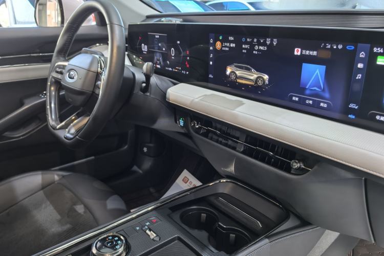 Used Ford EVOS 2022 EcoBoost 245 Style Edition Interior 4