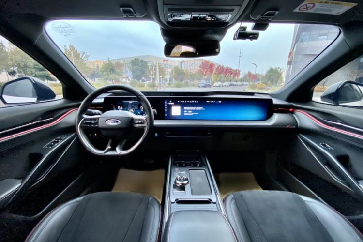 Used Ford EVOS 2022 Facelift EcoBoost 245 ST-Line Interior 4