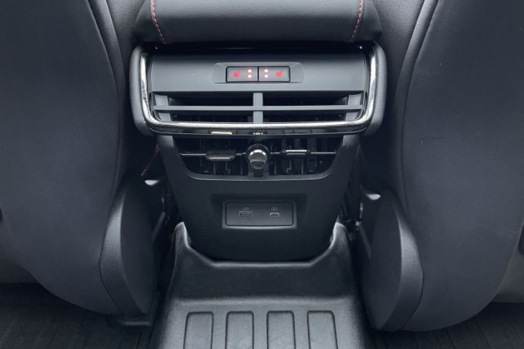 Used Ford EVOS 2022 EcoBoost 245 First Edition Limited Edition Interior 5
