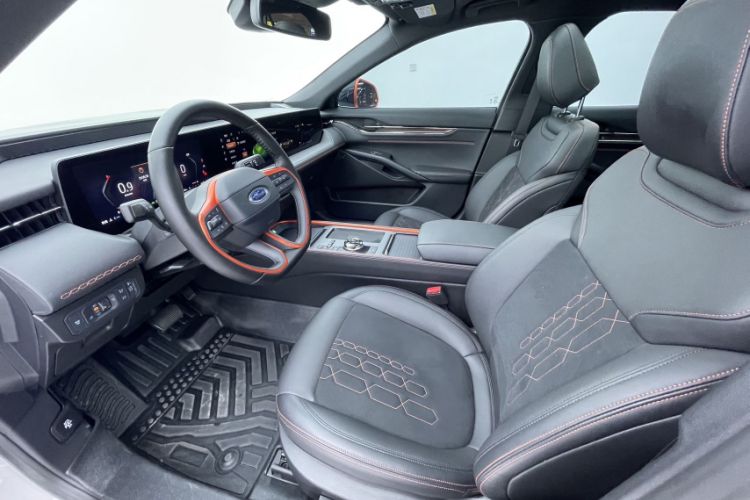 Used Ford EVOS 2022 EcoBoost 245 First Edition Limited Edition Interior 6