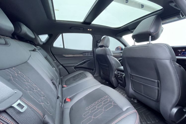 Used Ford EVOS 2022 EcoBoost 245 First Edition Limited Edition Interior 9