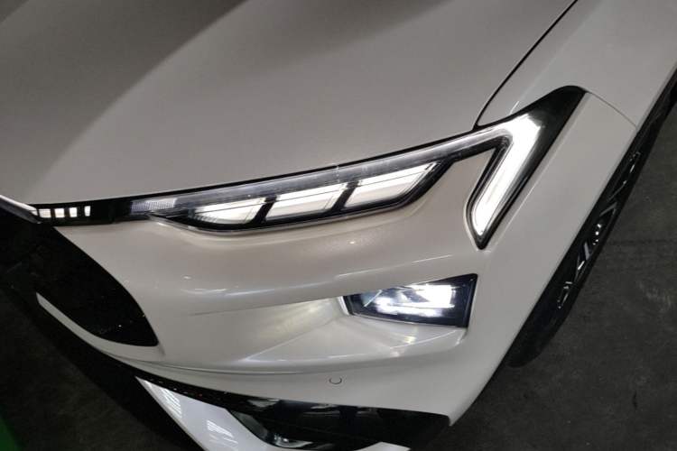 Used Ford EVOS 2022 EcoBoost 245 Sport Edition Left Front Headlight