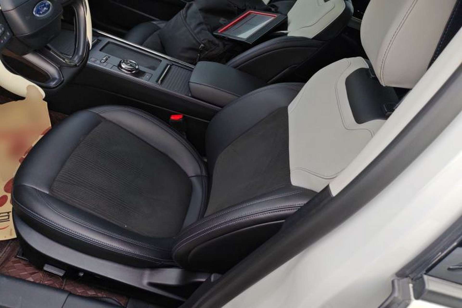 Used Ford EVOS 2022 EcoBoost 245 Style Edition Left Front Seat