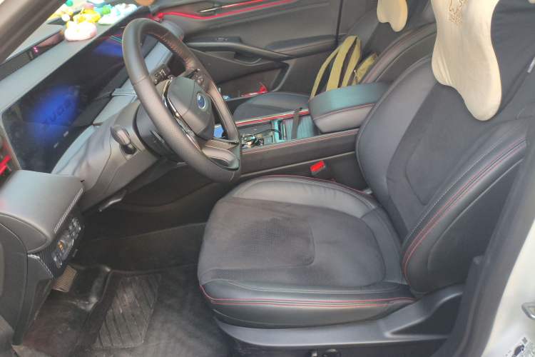Used Ford EVOS 2022 Facelift EcoBoost 245 ST-Line Left Front Seat
