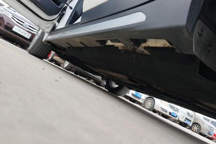 Used Ford EVOS 2022 EcoBoost 245 Style Edition Left Side Sill