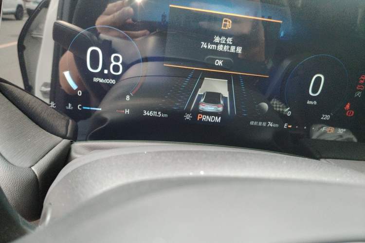 Used Ford EVOS 2022 Facelift EcoBoost 245 ST-Line Odometer Close Up