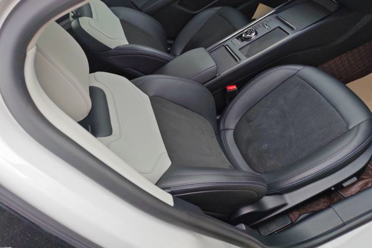 Used Ford EVOS 2022 EcoBoost 245 Style Edition Right Front Seat