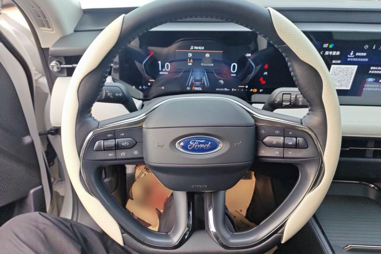 Used Ford EVOS 2022 EcoBoost 245 Style Edition Steering Wheel