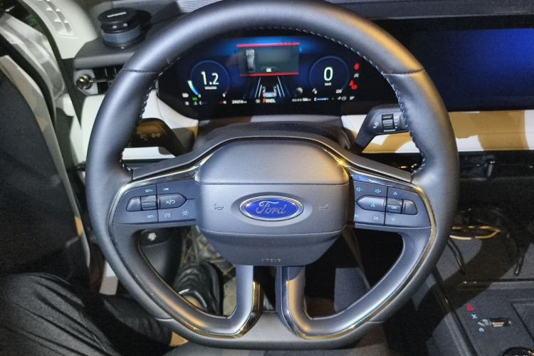 Used Ford EVOS 2022 EcoBoost 245 Style Edition Steering Wheel