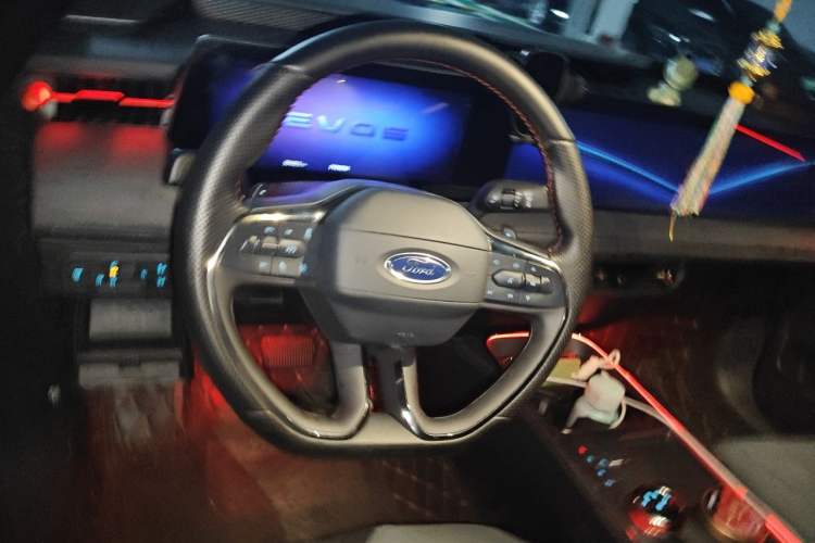 Used Ford EVOS 2022 EcoBoost 245 ST-Line Steering Wheel