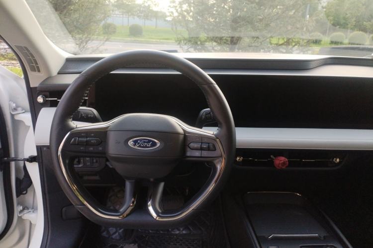 Used Ford EVOS 2022 EcoBoost 245 Style Edition Steering Wheel