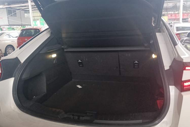 Used Ford EVOS 2022 EcoBoost 245 First Edition Limited Edition Trunk