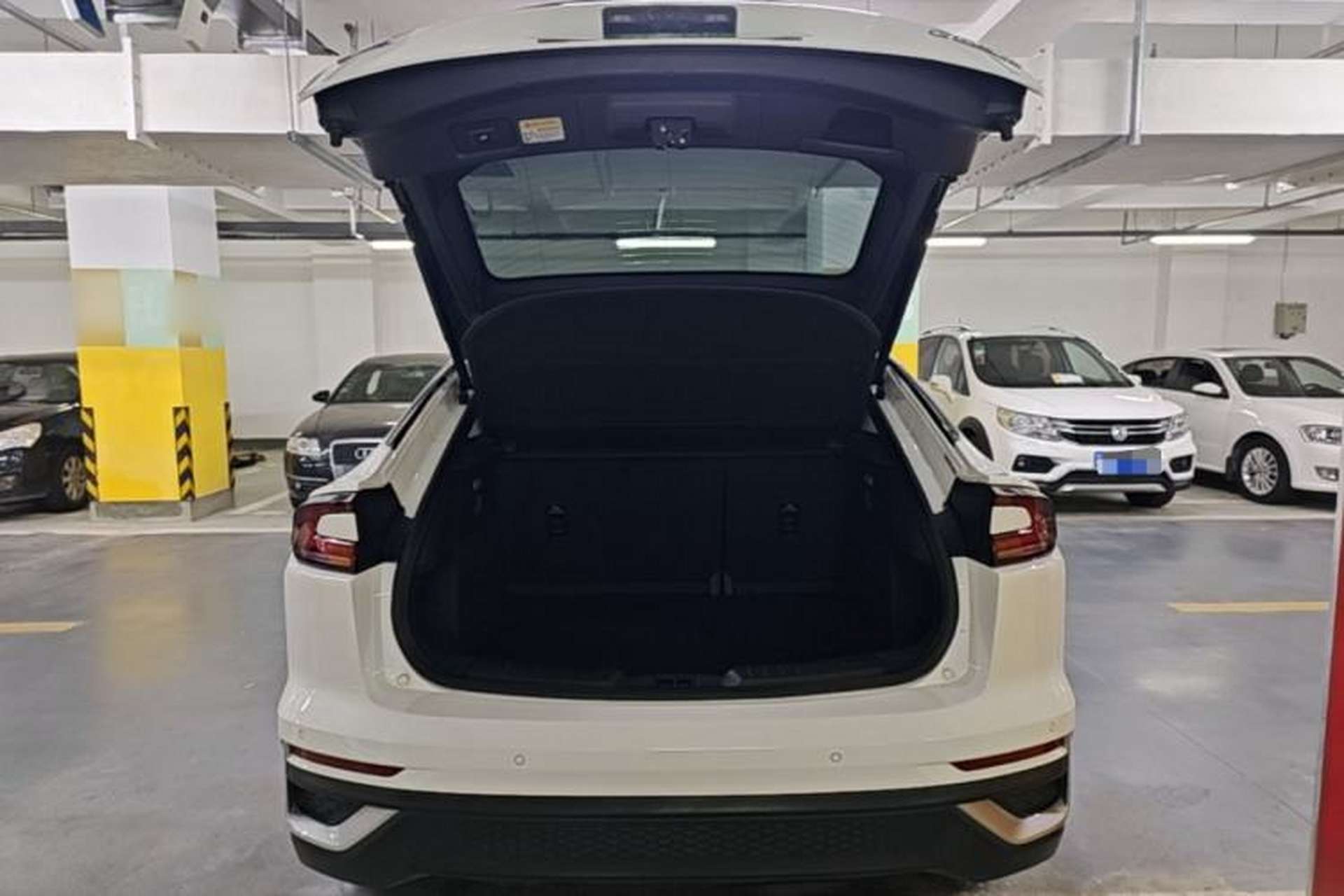 Used Ford EVOS 2022 EcoBoost 245 Style Edition Trunk