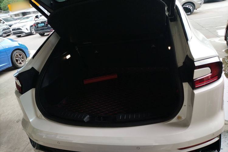Used Ford EVOS 2022 EcoBoost 245 ST-Line Trunk