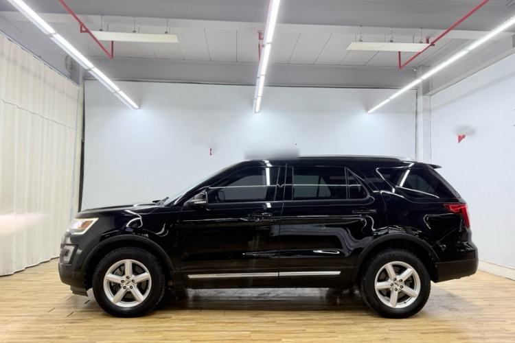 Used Ford Explorer 2017 2.3T Fashion Edition Exterior 2