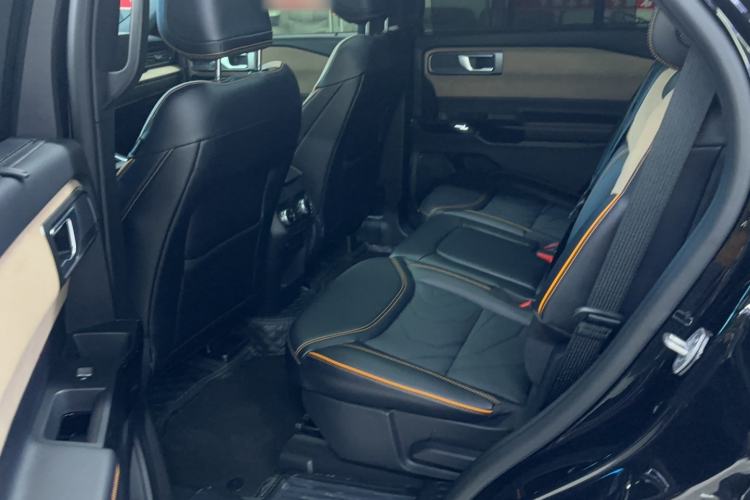 Used Ford Explorer 2024 2.3T EcoBoost Kunlun Peak Edition 7-Seater Interior 1