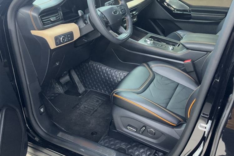 Used Ford Explorer 2024 2.3T EcoBoost Kunlun Peak Edition 7-Seater Left Front Seat
