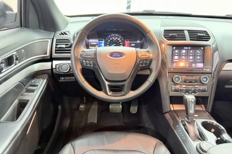Used Ford Explorer 2017 2.3T Fashion Edition Steering Wheel