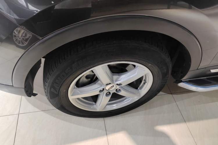 Used Ford Explorer 2016 2.3T Fashion Edition Left Front Wheel Hub