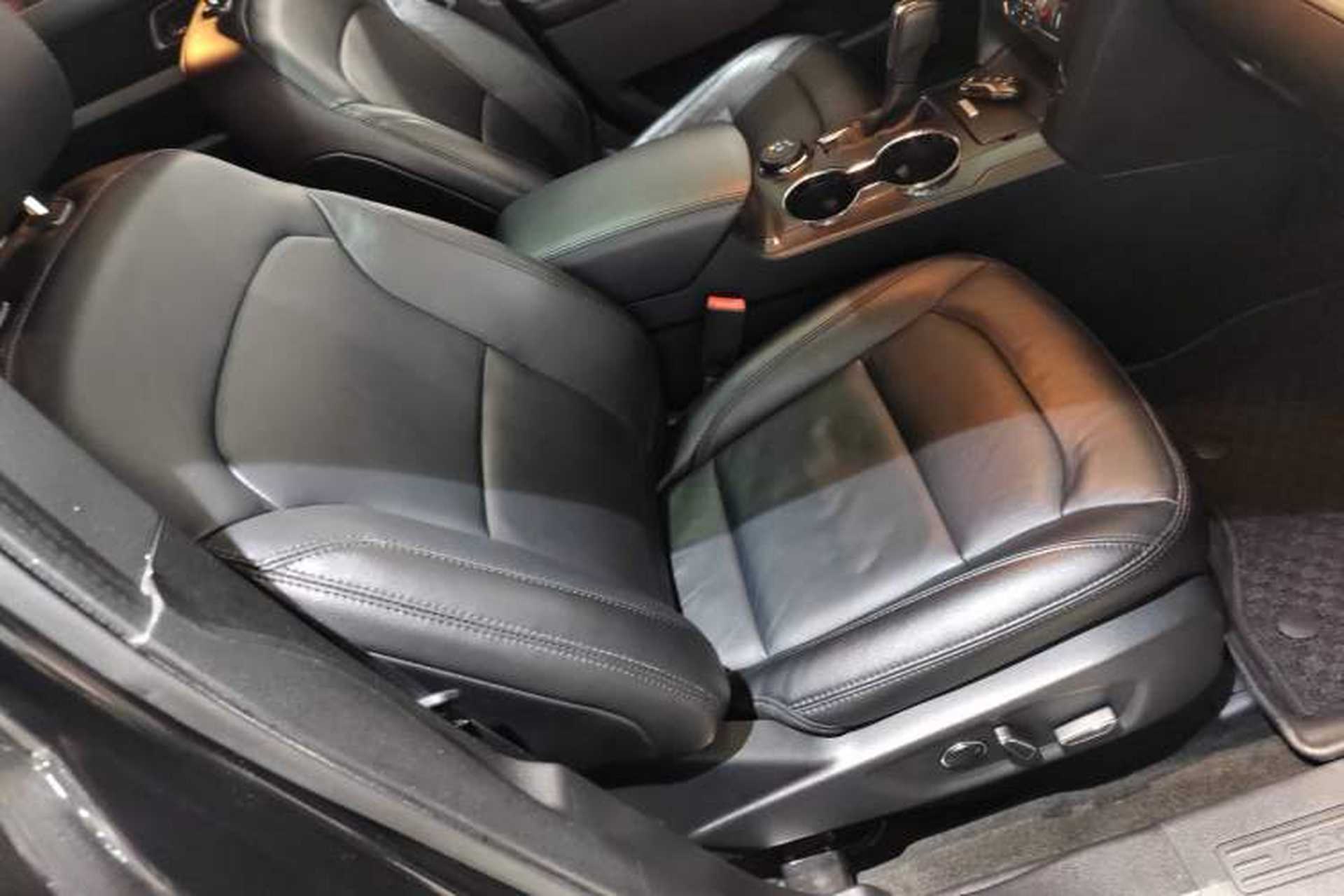 Used Ford Explorer 2016 2.3T Fashion Edition Right Front Seat