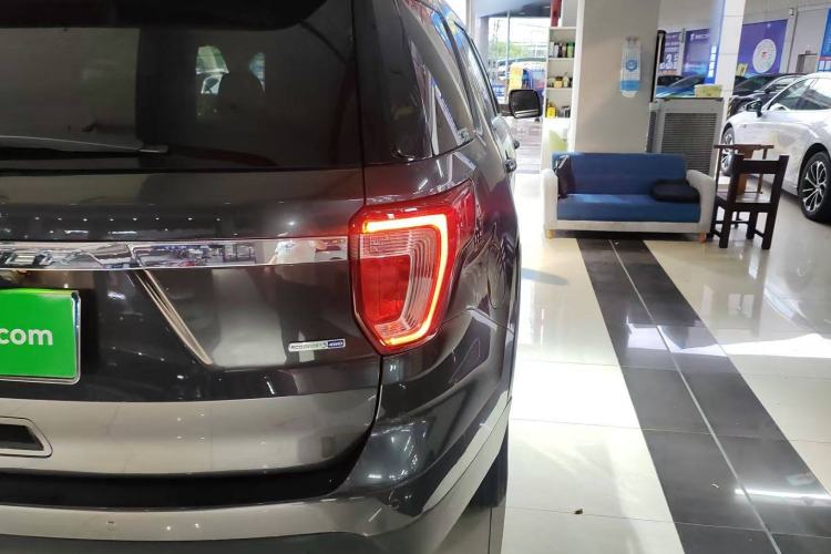 Used Ford Explorer 2016 2.3T Fashion Edition Right Rear Taillight