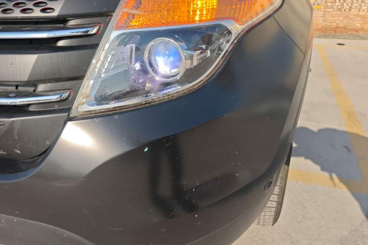 Used Ford Explorer 2011 3.5 Limited Left Front Headlight