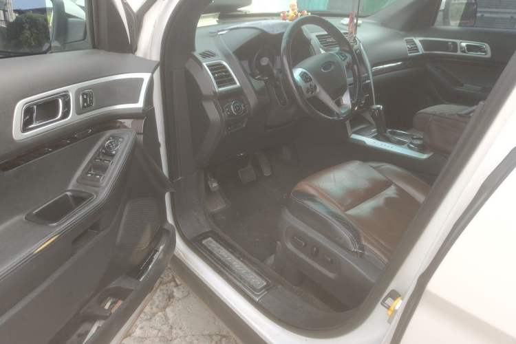 Used Ford Explorer 2011 3.5 Limited Driver Seat