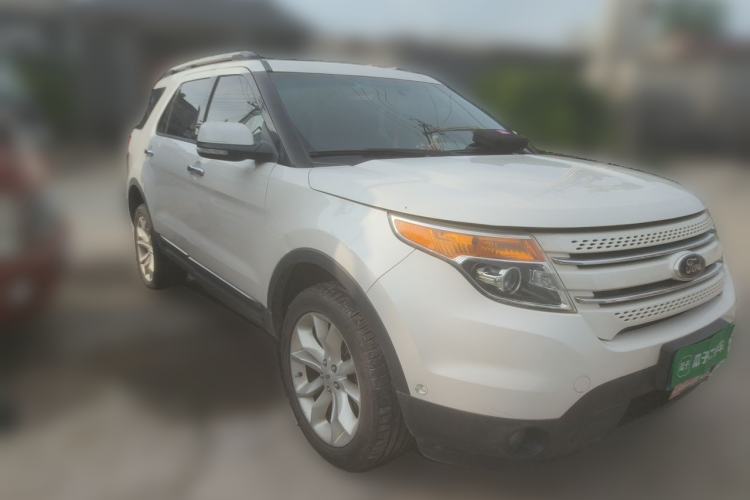 Used Ford Explorer 2011 3.5 Limited Front Right 45 Deg