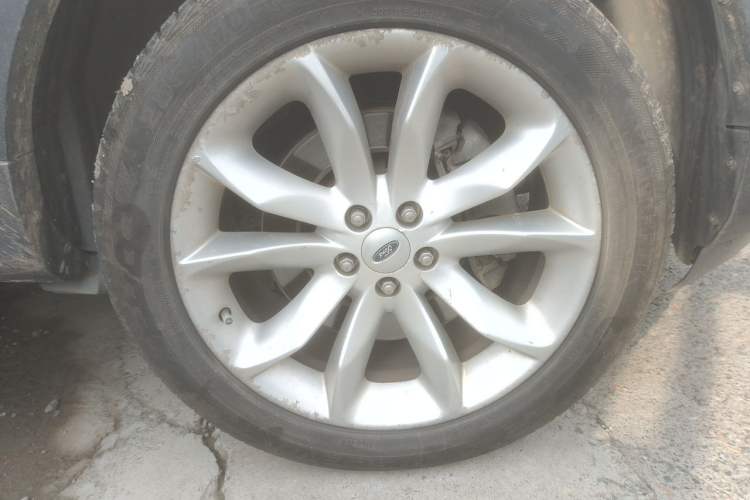 Used Ford Explorer 2011 3.5 Limited Right Front Wheel Hub