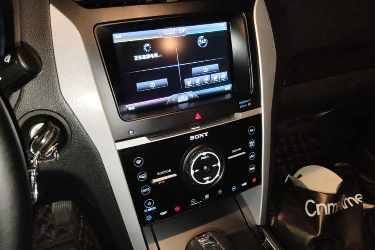 Used Ford Explorer 2013 3.5L Deluxe Model Audio And AC Panel