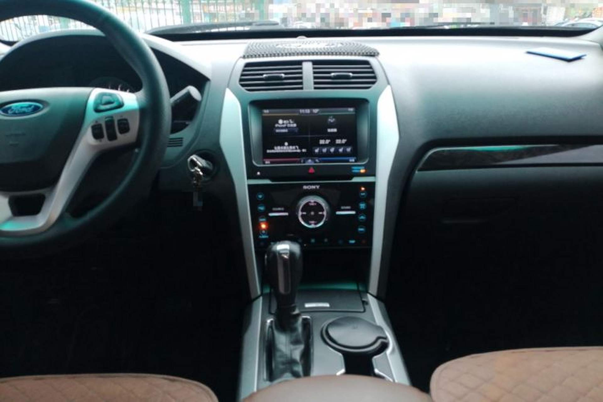 Used Ford Explorer 2013 3.5L Deluxe Model Audio And AC Panel