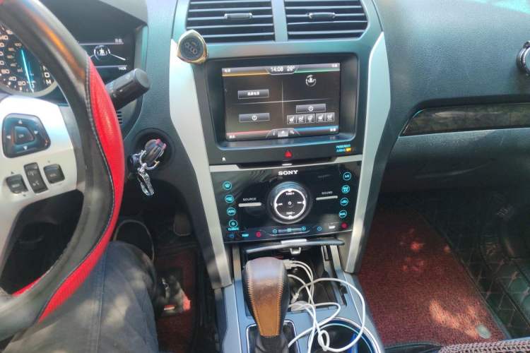 Used Ford Explorer 2013 3.5L Deluxe Model Audio And AC Panel