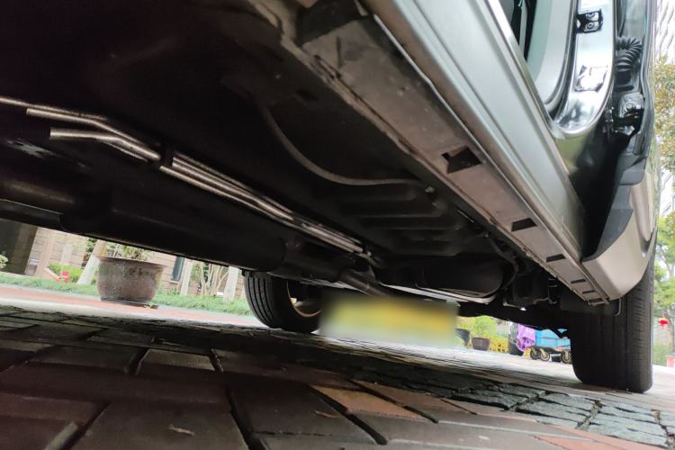 Used Ford Explorer 2013 3.5L Deluxe Model Chassis Front Left
