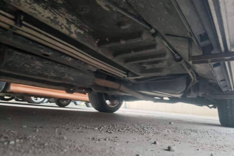Used Ford Explorer 2013 3.5L Deluxe Model Chassis Front Left