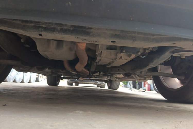 Used Ford Explorer 2013 3.5L Deluxe Model Chassis Front